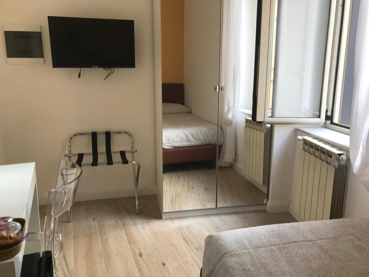Agora Singola Con Bagno Privato Adiacente Bed and Breakfast Napoli Eksteriør billede